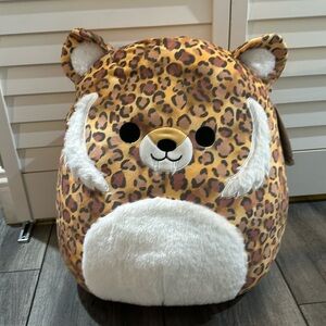 Cherie the squishmallow